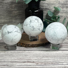 Load image into Gallery viewer, Howlite Sphere