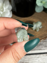 Load image into Gallery viewer, Mini Labradorite Elephant