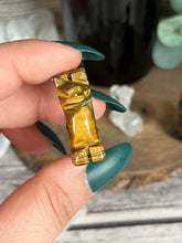 Load image into Gallery viewer, Mini Camel