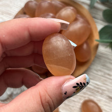 Load image into Gallery viewer, Amber Calcite Cuddle