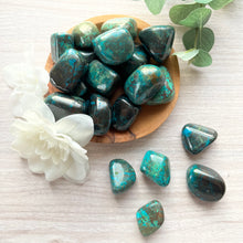 Load image into Gallery viewer, Shattuckite Tumble