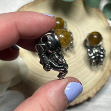Load image into Gallery viewer, Golden Rutile Metal Astronaut Pendant