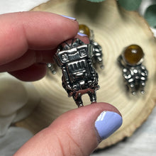 Load image into Gallery viewer, Golden Rutile Metal Astronaut Pendant