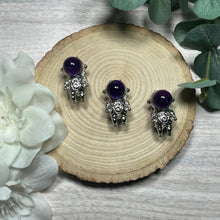 Load image into Gallery viewer, Amethyst Metal Astronaut Pendant