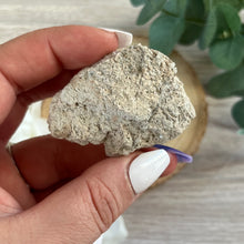 Load image into Gallery viewer, Raw Specimen: Spirit Flower Geode A