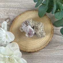 Load image into Gallery viewer, Raw Specimen: Spirit Flower Geode H