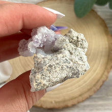 Load image into Gallery viewer, Raw Specimen: Spirit Flower Geode H