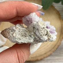 Load image into Gallery viewer, Raw Specimen: Spirit Flower Geode H