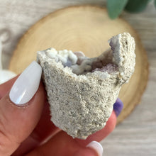 Load image into Gallery viewer, Raw Specimen: Spirit Flower Geode K