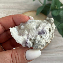 Load image into Gallery viewer, Raw Specimen: Spirit Flower Geode N