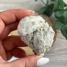 Load image into Gallery viewer, Raw Specimen: Spirit Flower Geode N