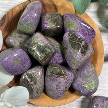 Load image into Gallery viewer, Stichtite Cuddle