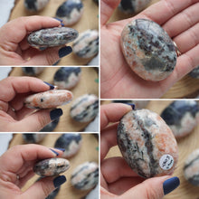 Load image into Gallery viewer, Iolite Sunstone (Cordierite) Palmstone
