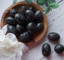 Load image into Gallery viewer, Astrophyllite Cuddle