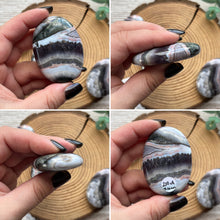 Load image into Gallery viewer, Amethyst Lace Agate Palmstone
