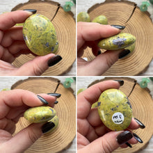 Load image into Gallery viewer, Small Atlantisite Palmstone
