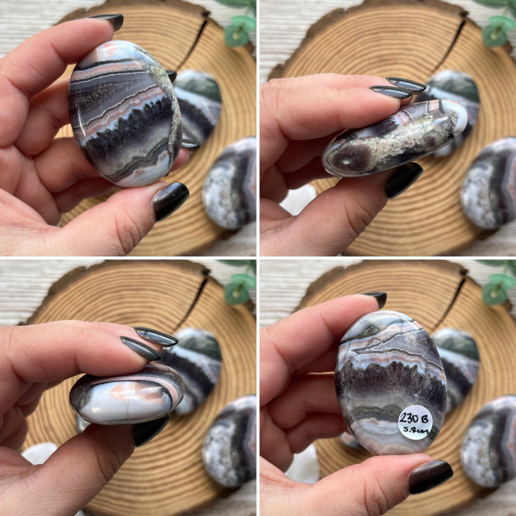 Amethyst Lace Agate Palmstone