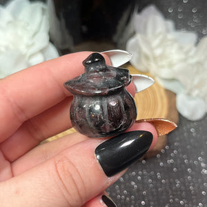 Small Arfvedsonite Garnet Jack-o-Lantern