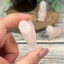 Load image into Gallery viewer, Rose Quartz Seal
