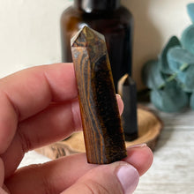 Load image into Gallery viewer, Mini Tigers Eye Tower
