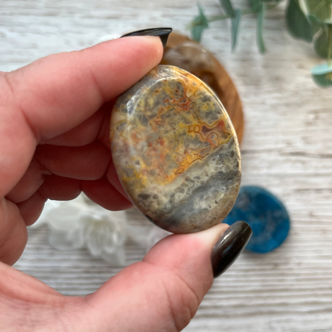 (No)-Worry Stones