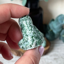 Load image into Gallery viewer, Tree Agate Sloth
