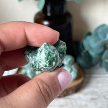 Load image into Gallery viewer, Tree Agate Sloth
