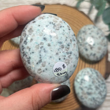 Load image into Gallery viewer, Kiwi Jasper Palmstone
