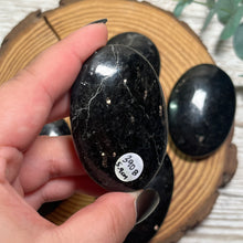 Load image into Gallery viewer, Nuummite Palmstone

