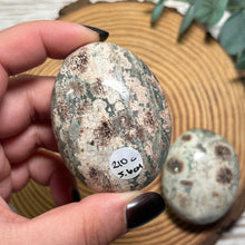 Load image into Gallery viewer, Flower Rhyolite Palmstone
