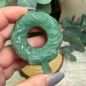 AKindHoliday: Green Aventurine Wreath