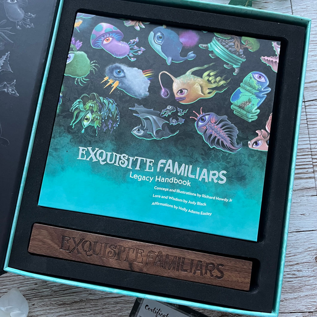 Jasmine's Chiffonjé: Kickstarter Exquisite Familiars BOX