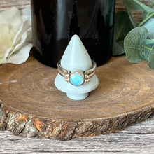 Load image into Gallery viewer, Jasmine&#39;s Chiffonjé: Larimar/Conchshell Ring
