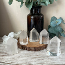 Load image into Gallery viewer, Small Phantom Quartz Tower
