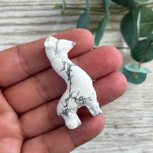 Load image into Gallery viewer, Misfit: Howlite Giraffe

