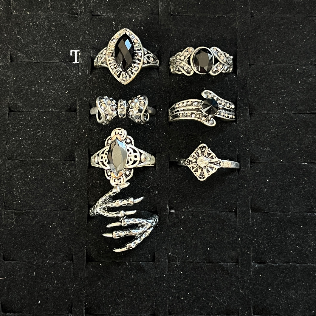 Sample: Metal Gothic Ring Set