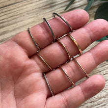 Load image into Gallery viewer, Sample: Metal Celestial Ring Set
