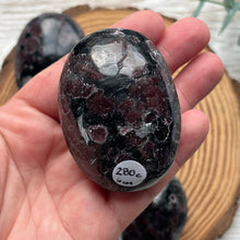 Load image into Gallery viewer, Arfvedsonite Garnet Palmstone
