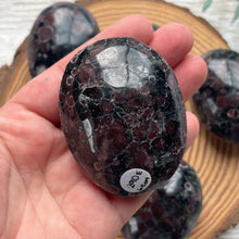 Load image into Gallery viewer, Arfvedsonite Garnet Palmstone
