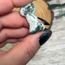 Load image into Gallery viewer, Small Moss Agate Bone
