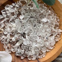 Load image into Gallery viewer, Clear Quartz Chips 50g
