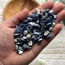 Load image into Gallery viewer, Sodalite Chips (50g)
