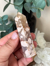 Load image into Gallery viewer, Flower Agate Tower
