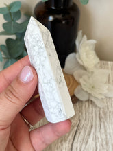 Load image into Gallery viewer, Howlite Tower
