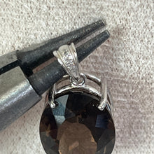 Load image into Gallery viewer, Smokey Quartz Pendant (S925)
