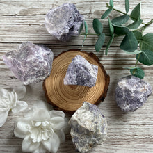 Load image into Gallery viewer, Raw Specimen: Lepidolite
