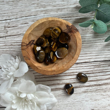Load image into Gallery viewer, Tigers Eye Cabochon Bag
