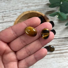 Load image into Gallery viewer, Tigers Eye Cabochon Bag
