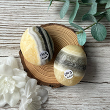 Load image into Gallery viewer, Zebra Calcite Palmstone
