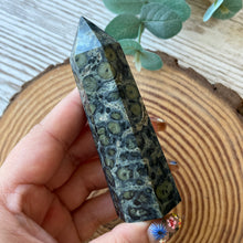 Load image into Gallery viewer, Dark Kambaba Jasper Tower
